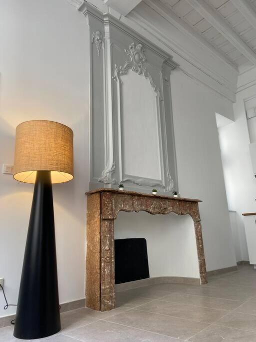 Appartement Avec Ventilateurs Proche Du Palais Des Papes Avignon Exterior foto